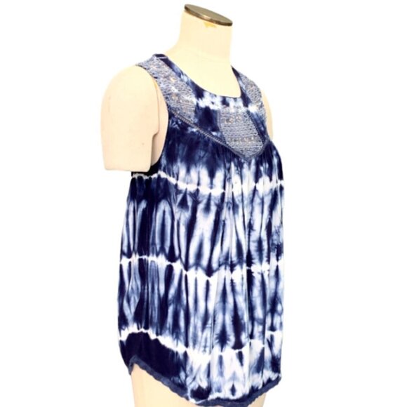 Knox Rose Tie Dye Sleeveless Tank Top Crochet & Ladder Lace Sz M Blues 74F - Picture 2 of 9